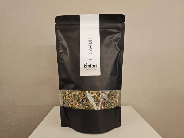 Streu Herzwärmer | kmfort Streu Herzwärmer – Kräutermischung mit Lavendel, Melisse, Weissdorn, Jasmin, Orangenblüten, Rosenblüten, Zimtrinde, Mädesüss und Tonkabohne